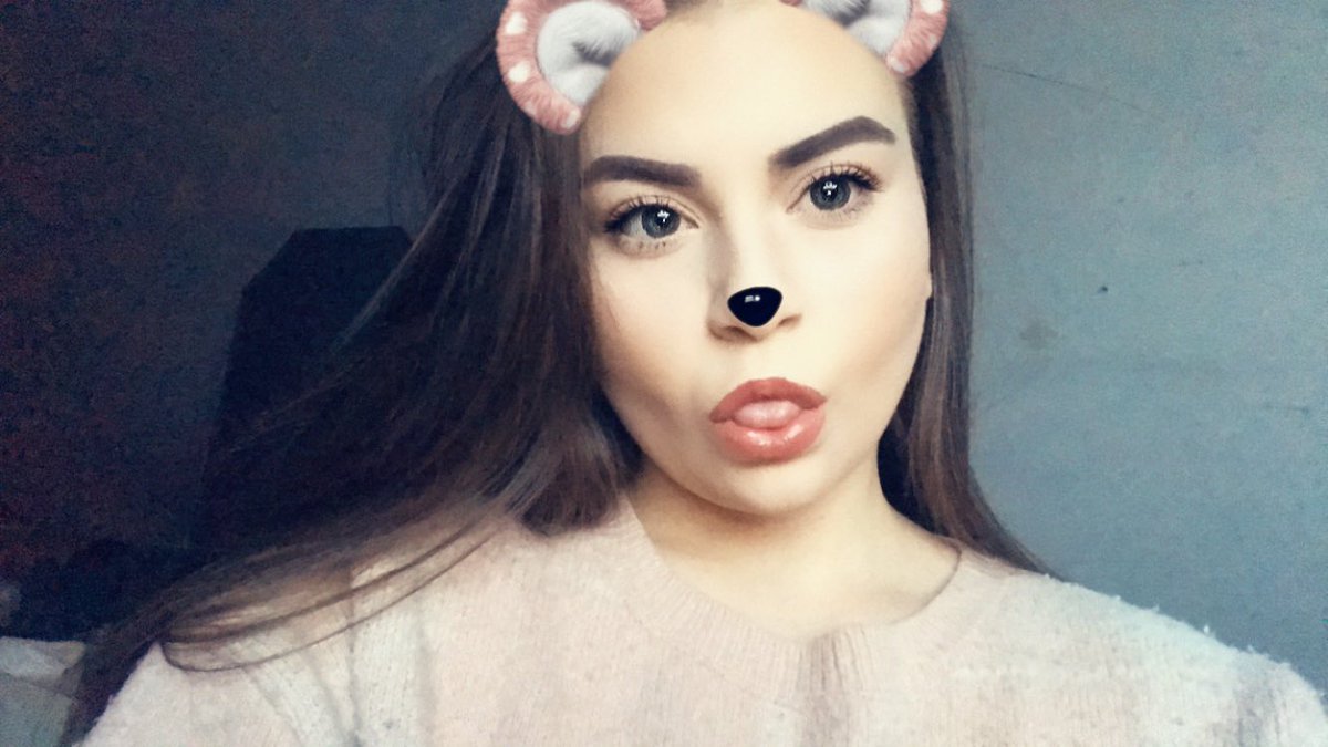 Eyebrows on fleek ready to slay the day 😚