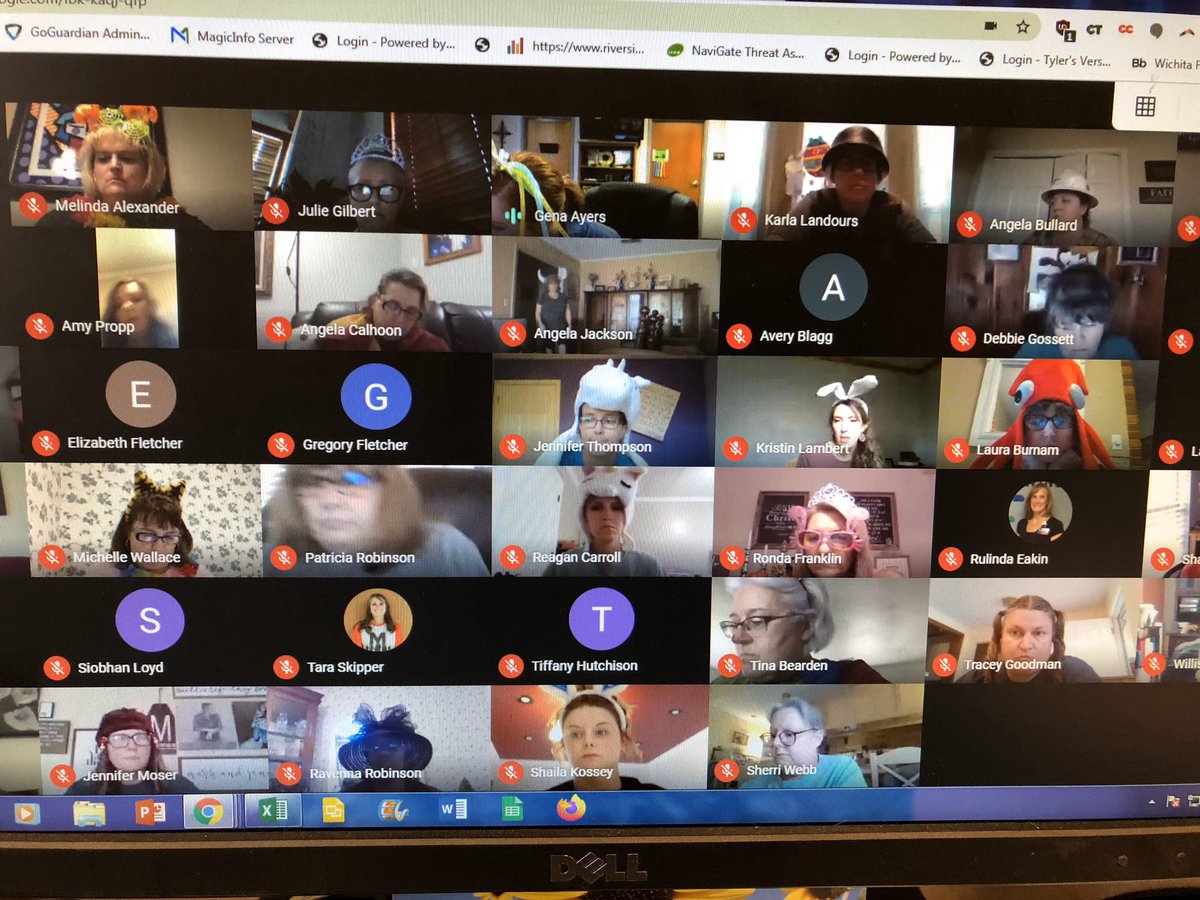 gena_redhead's tweet photo. Love my staff! ๐ฅณโค๏ธ @MilamBengals #ichoosemilam #bettertogether #bengalbunch #bradybunch https://t.co/IW3SwkjWJq