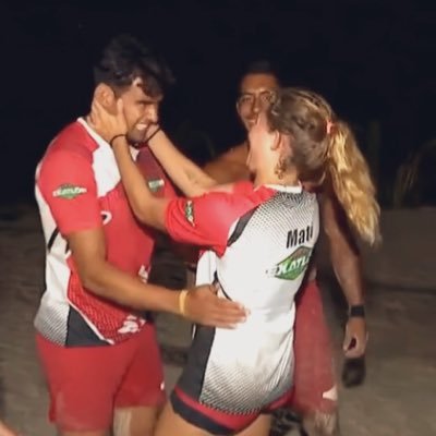 TrisEatonF1's tweet photo. Yo bien feliz de recodar que el último relevo ganador fue #Maber su relevo era el más salado alv, pero siempre fueron mi fav en la temporada. Los tqm 🤧 https://t.co/X3QQRqhOrf