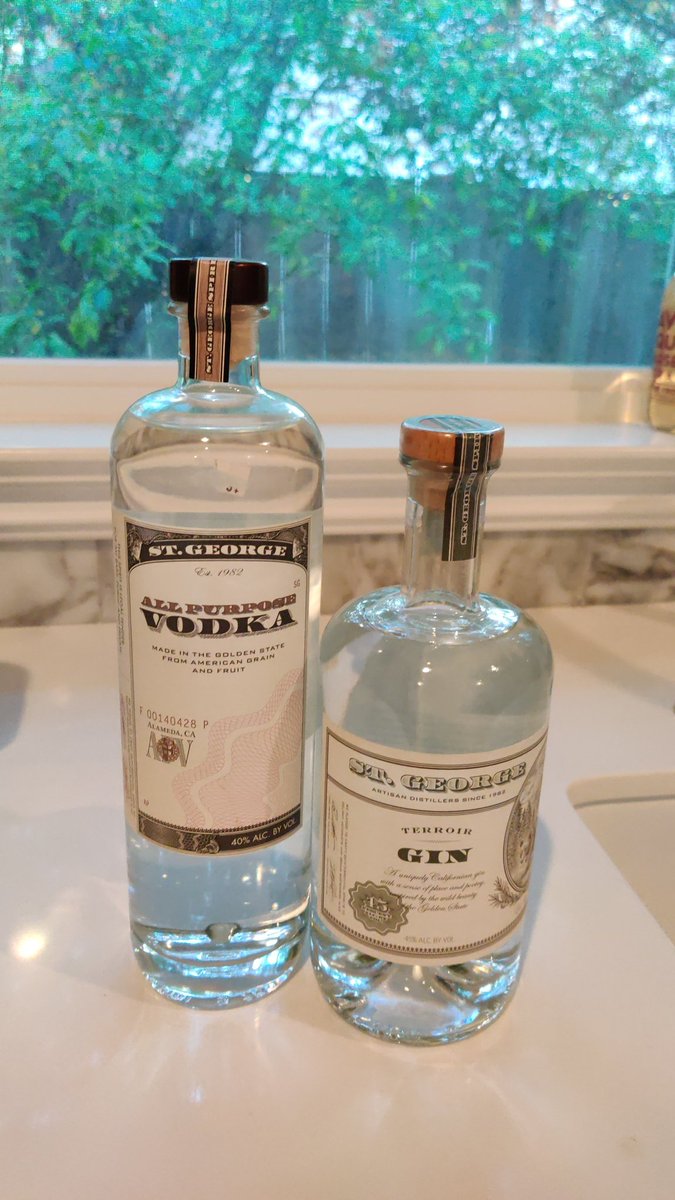 RobSeitelman's tweet photo. Keeping it local this weekend with @StGeorgeSpirits https://t.co/037c0tLV9d