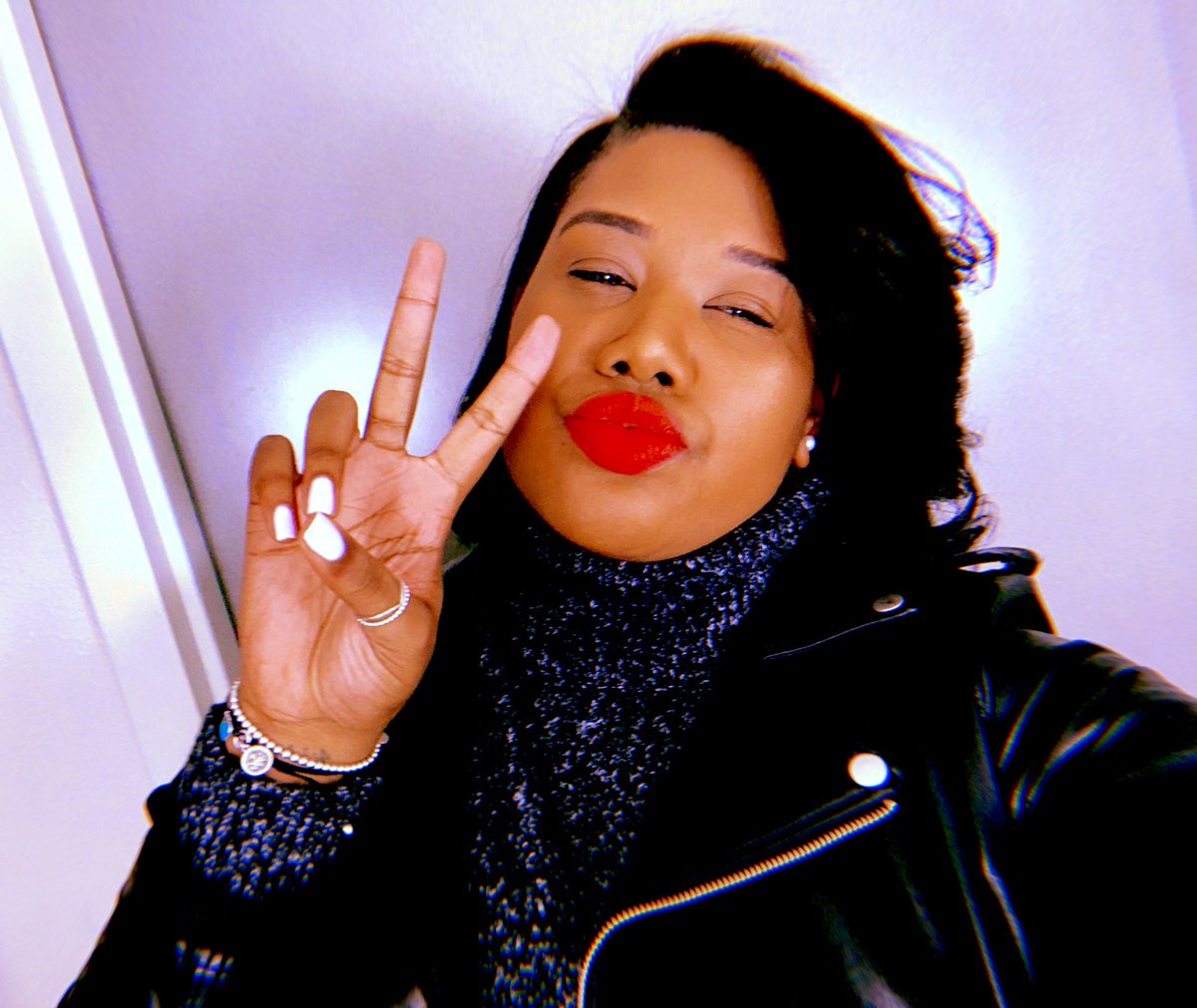 monroe_kay's tweet image. Love a good #RubyWoo moment: