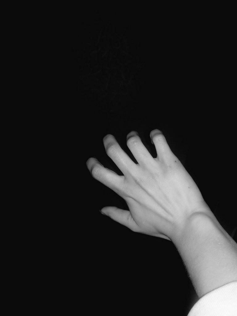 error_404_4's tweet image. МОГУ ОДОЛЖИТЬ РУКУ ДЛЯ   РУБРИКИ "ФОТО С ПАРНЕМ* 
Р.S. ЛЕНЬ ВЫКЛЮЧИТЬ КАПСЛОК