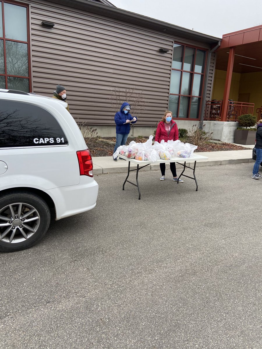 ron_veldman's tweet photo. Thank you CAPS’ Community for pulling together this week!  Thank you staff, students, food service personnel and many volunteers!  A special thanks to our parents - you are awesome! Thanks Coopersville Cares, Pack It Up, and Hand 2 hand!  #onedayatatime. #CAPSStrong.  GoBroncos! https://t.co/y2GdLjjm5B