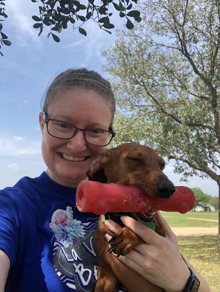 LVJHS1's tweet image. Mrs McKinnis 7th grade Math teacher is taking time between meetings today to play with her dog Piper! Get out and enjoy some sun today! #lvisd #lvjh #keepmovingchallenge