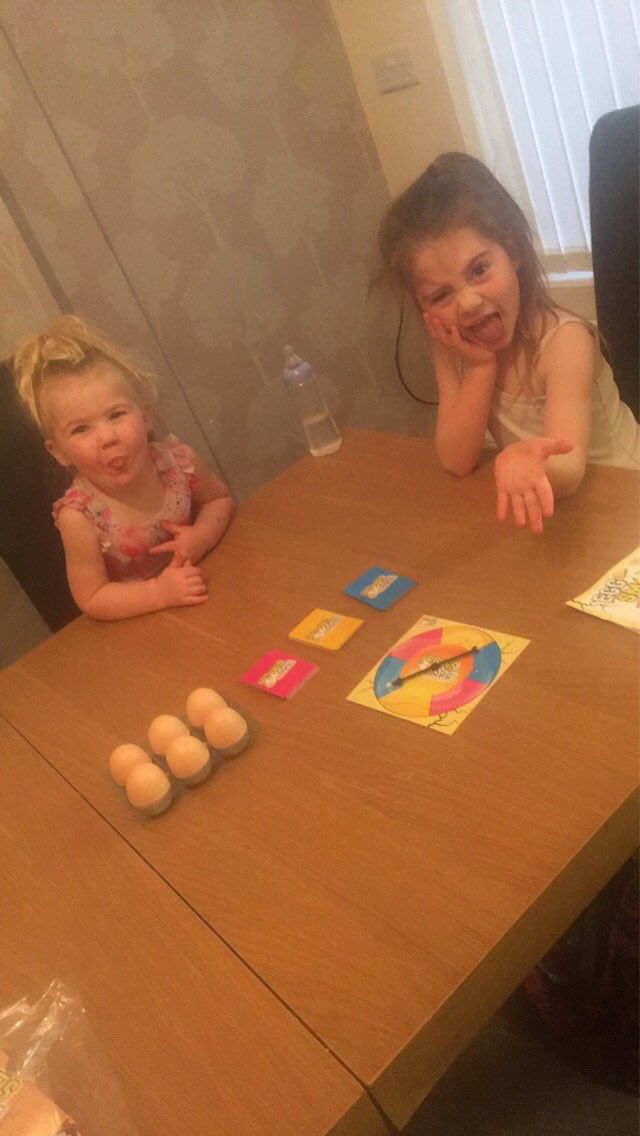 TylerFindley7's tweet photo. Me and the girls had a game of egg smash tonight. We all really enjoyed it and Elouise shocked me with the answers she knew. @gainshillcrest @MissJonesRec https://t.co/bed0D9xf1g
