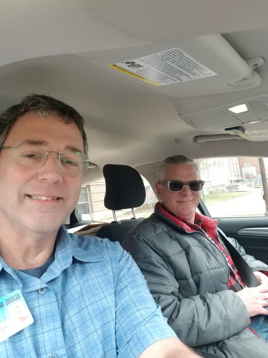 TonySandersSupt's tweet photo. Jeffrey Judge, our Health Services Coordinator, and John Heiderscheidt, Director of School Safety, delivered 20,000 gloves, 450 masks, and 100 gowns for use by local health agencies. #u46proud #ilschoolsstepup https://t.co/c2SKBr4LIU