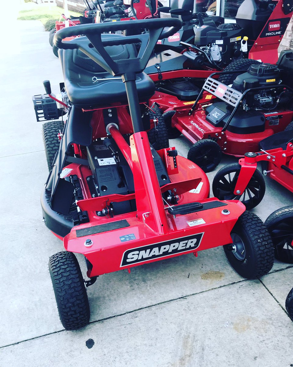 farmservicesNC's tweet photo. Forest Gump is a Snapper rear engine rider fan and we have them in house!
.
.
.
.
#farmservicesgrahamnc #farmservicesgraham #shoplocal #briggsandStratton #Snapper #snapperpro #shopsmall #shopsmallbusiness #visitgrahamnc https://t.co/YRsl1xFNGL