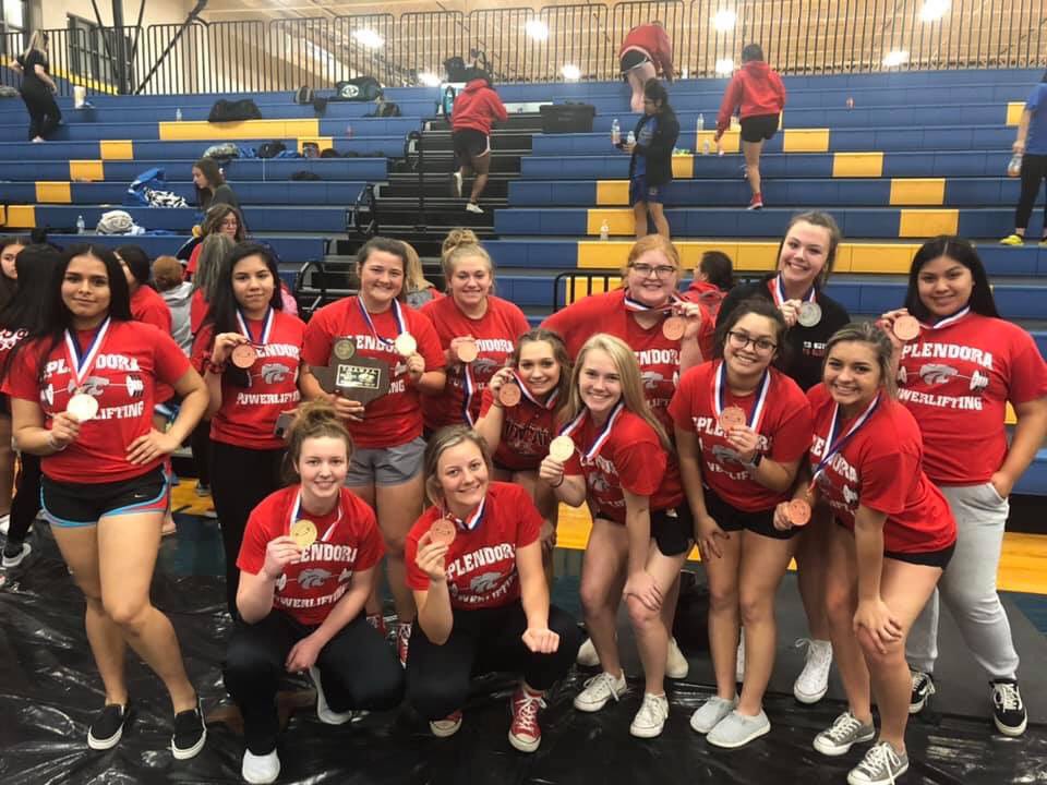 madisoneason5's tweet photo. @shsclass20212 miss the girls .🥺 https://t.co/Tb1UlSEMrU