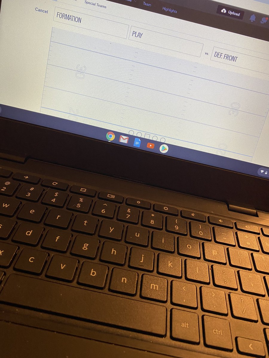 ChuckDeLo's tweet photo. Getting ready to draw up some plays for our next upcoming install meetings🤟🏽 #BVTC #BoomTown https://t.co/gBV6bopt6J