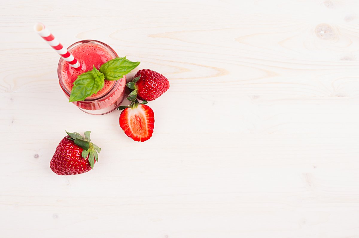 LakeviewVlg's tweet photo. Do you ever wake up already feeling bleh? Try this smoothie recipe and watch your day get better! #smoothie 

https://t.co/A6XkqVZaSm https://t.co/JgxN8pXuEt