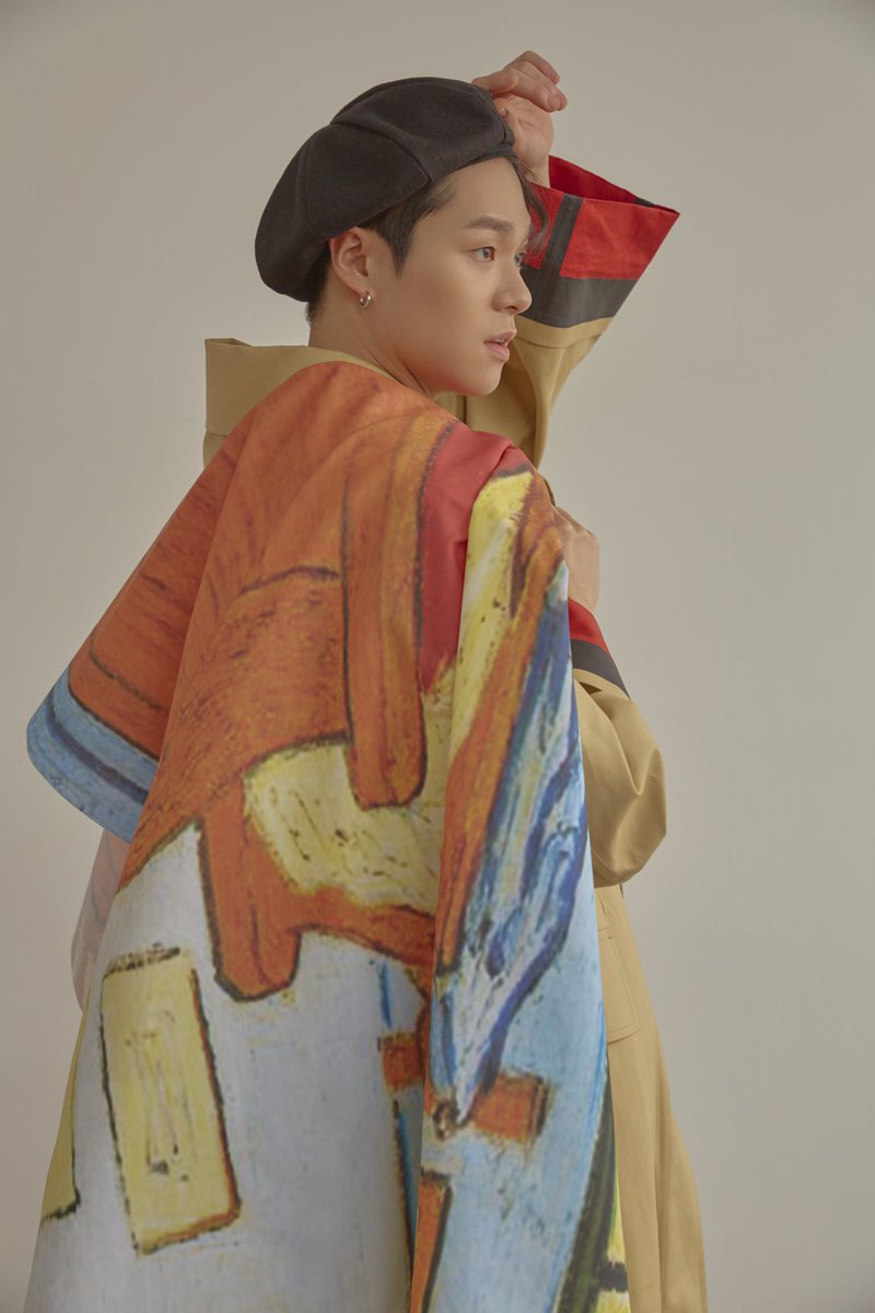 stage name: vincent blue 빈센트블루also known as kim min seung 김민승 or bluebuggd.o.b: 1993.11.03signed with BRAND NEW-A 브랜뉴뮤직 on 2019.03.19