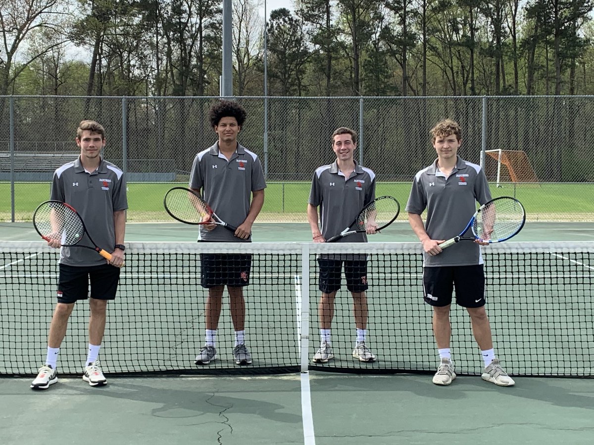 ⁦<a href="/notthefakeSVP/">Scott Van Pelt</a>⁩ ⁦<a href="/NoJo_Tennis/">NoJo Tennis</a>⁩
#SeniorNight

ScottSellers, Carsse Lucas, Graham Walston, Hunter Jones

North Johnston HS’s 1-4 seeds 

Defending NC 2A Eastern Plains Conference Tennis Champions

Currently 5-0...suspended play until at least May 18