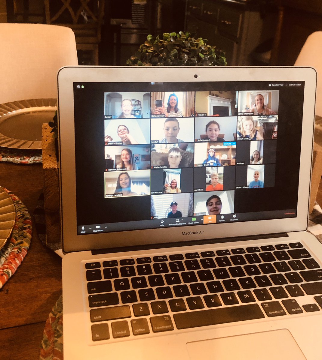 I miss my 5th graders so much!❤️I loved being able to catch a glimpse of their smiling faces and hearing their voices this morning,  and I’m looking forward to seeing them again soon for our next Zoom meeting!@WeAreUnionSTEM