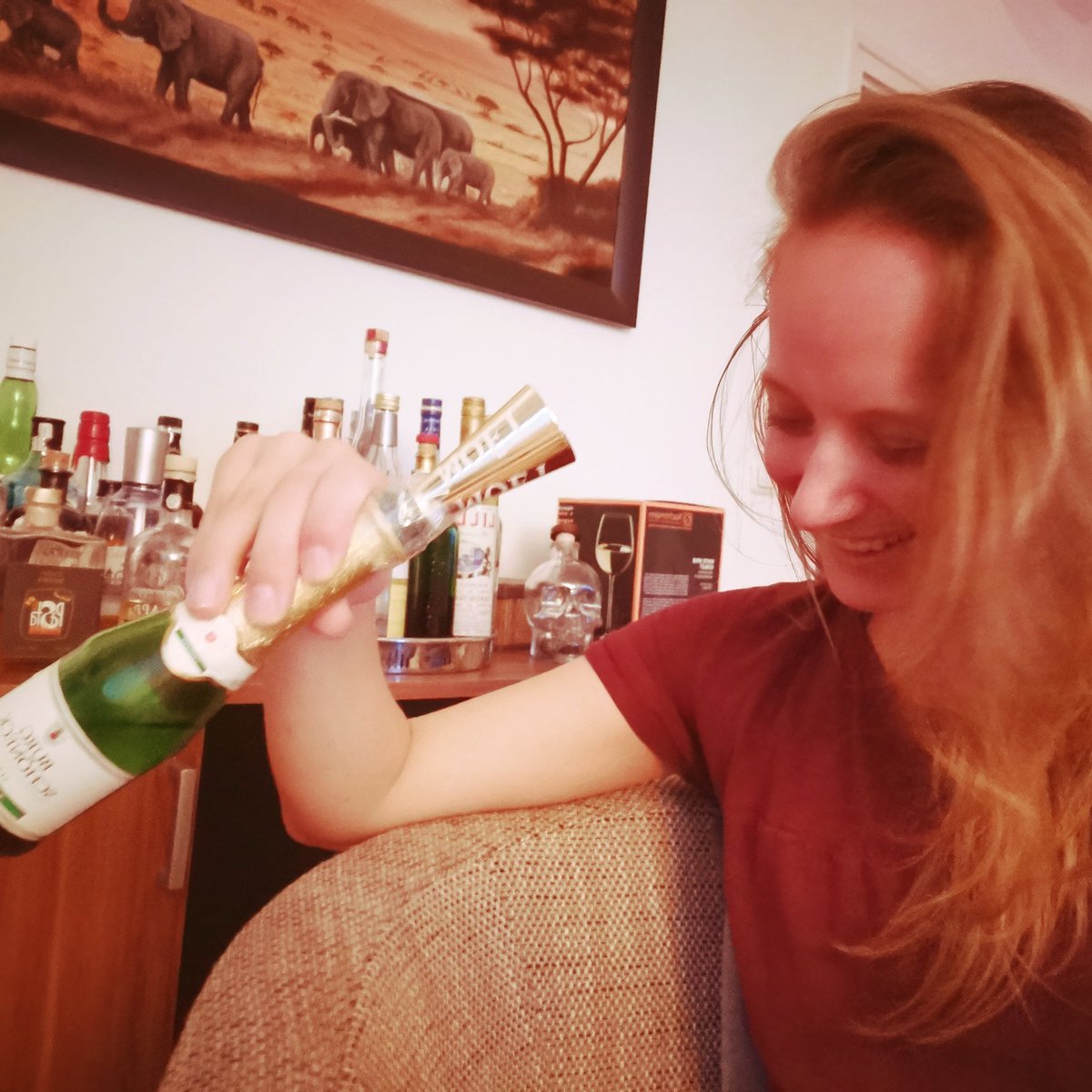 Änna West tweet media
