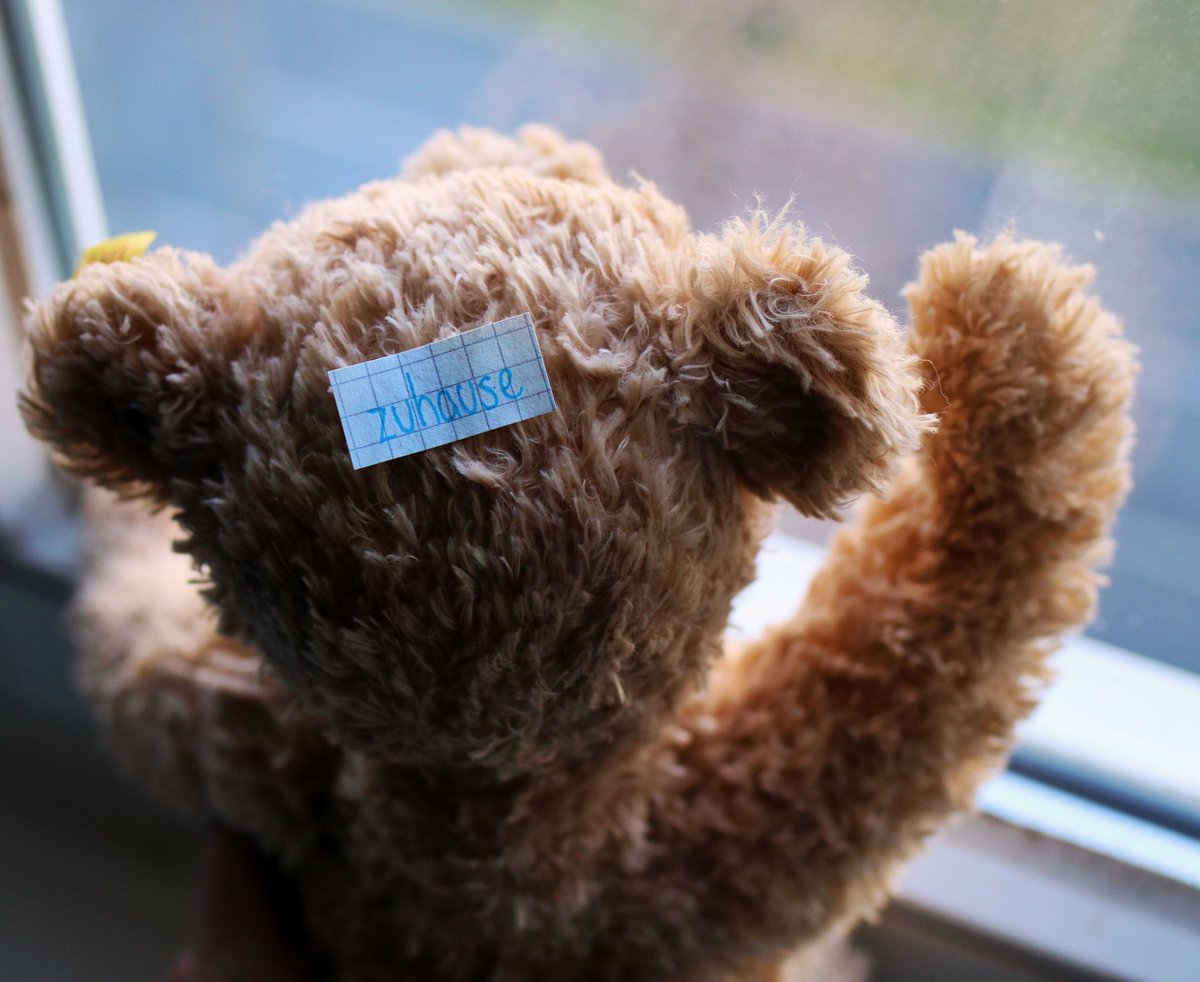 Wir bleiben zuhause. Stay at home. 

zuhause - at home/home 
#StayHome #learngerman