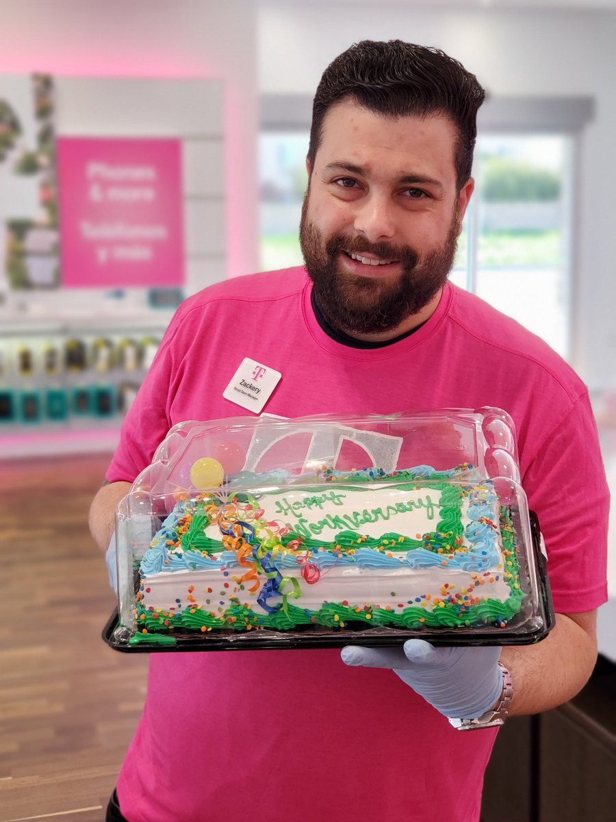 Rogelio Servin Jr (@rogrthat_) on Twitter photo Big shout out to this guy! Putting in the work, putting in the time, and putting in the passion to contribute to our team and our community for 14 years!! <a href="/WcboundGh/">Greg Herrick</a> <a href="/ZVagneur/">Zack Vagneur</a> <a href="/AdrianVanHooser/">Adrian Van Hooser</a> <a href="/SamSindha/">Sam Sindha</a> <a href="/JohnLegere/">John Legere</a> #WeAreThe20Percent #FrontLineHeroes Big shout out to this guy! Putting in the work, putting in the time, and putting in the passion to contribute to our team and our community for 14 years!! <a href="/WcboundGh/">Greg Herrick</a> <a href="/ZVagneur/">Zack Vagneur</a> <a href="/AdrianVanHooser/">Adrian Van Hooser</a> <a href="/SamSindha/">Sam Sindha</a> <a href="/JohnLegere/">John Legere</a> #WeAreThe20Percent #FrontLineHeroes