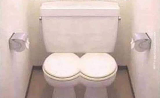 CauseWereGuys's tweet photo. For couples with joint Facebook accounts https://t.co/9fh0mbUwUw