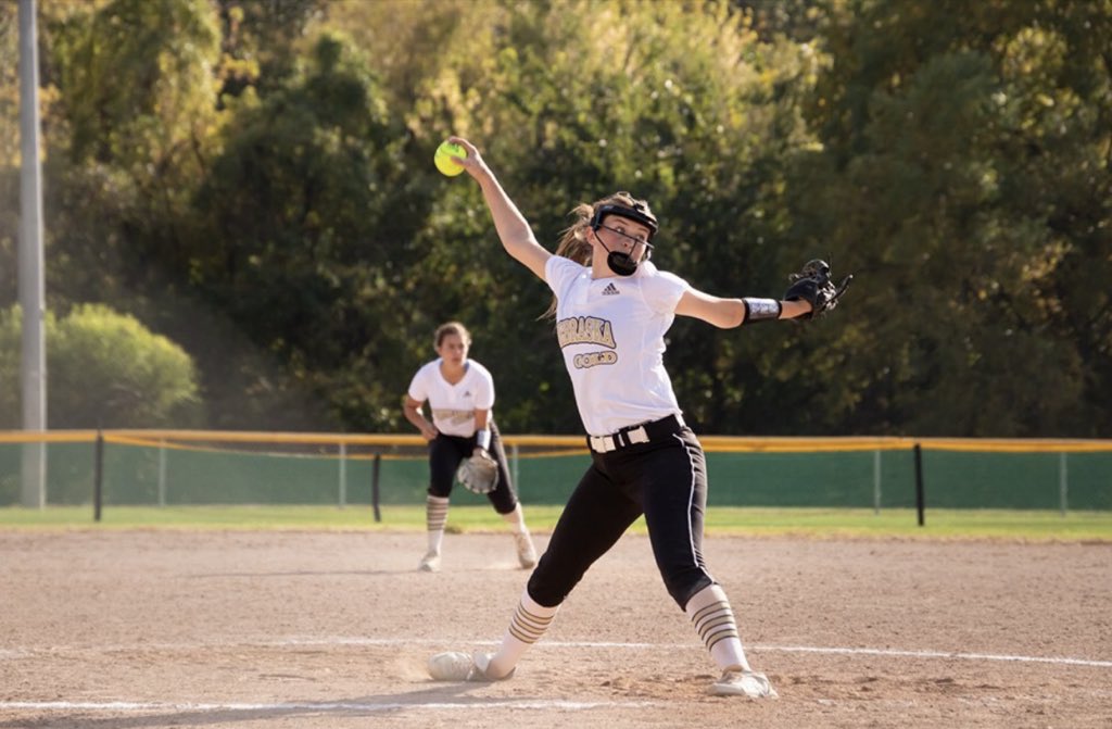 paeton_c's tweet photo. I am beyond excited to announce I have verbally committed to Midland University to continue my academic and athletic career! I want to thank god for blessing me with this opportunity and my coaches, friends,and family for all of their support. So excited to be a future warrior!🧡 https://t.co/JdKatvh3Tx