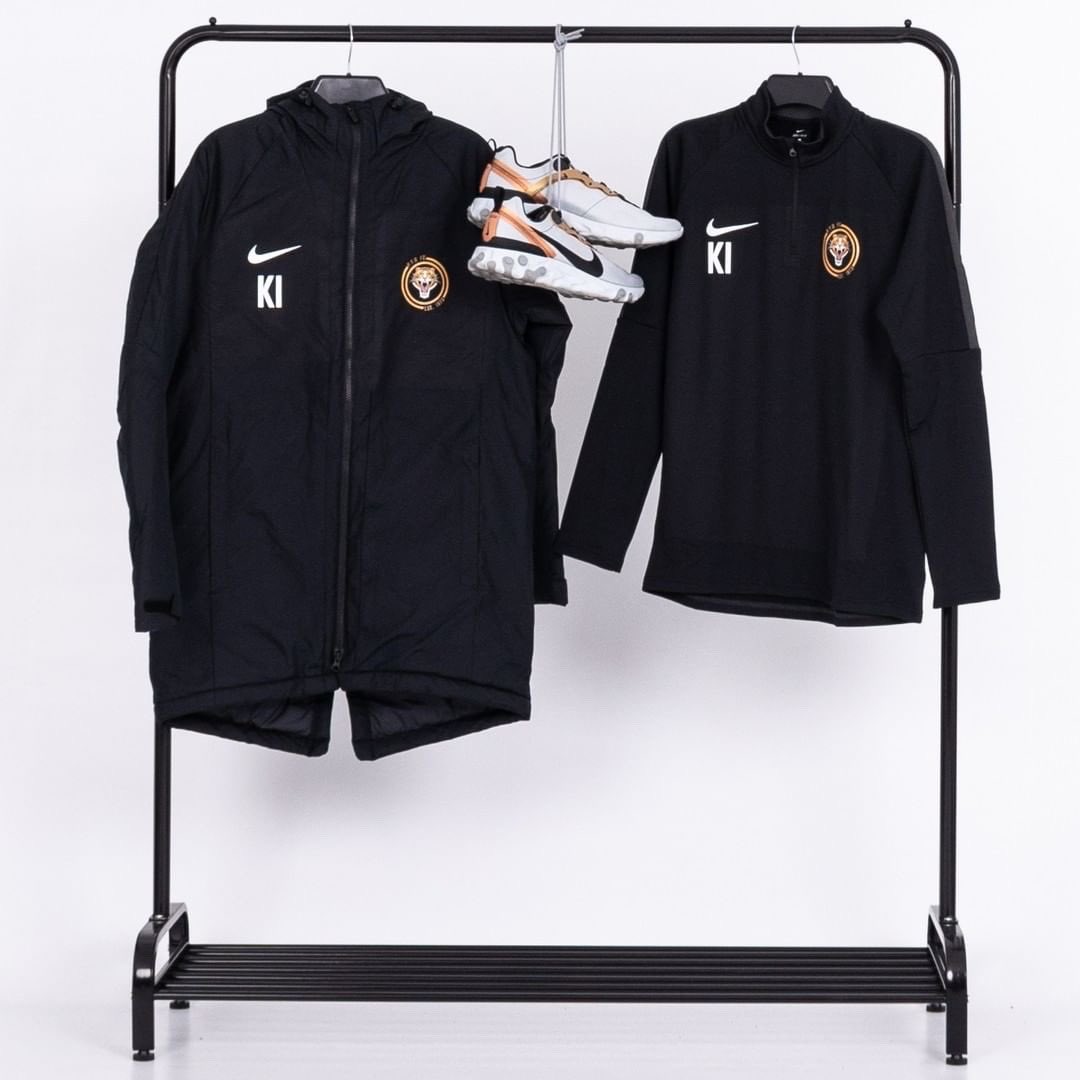 PYOFC1's tweet photo. @nikelondon @nikefootball @kitlocker
#CONSISTENT #QUALITY #DETAIL #COLLABORATION #IDENTITY #TEAMKITLOCKER #TEAMWEAR #NIKEFOOTBALL #ONEFAMILY #BANGLADESH #PREMIERLEAGUE #PYOFC #NIKE #CR7 #MESSI #SUNDAYLEAGUE #TOWERHAMLETS #EASTLONDON #BRICKLANE #SPORTINGFOUNDATION #FOOTBALL https://t.co/tDX0ACFGtV