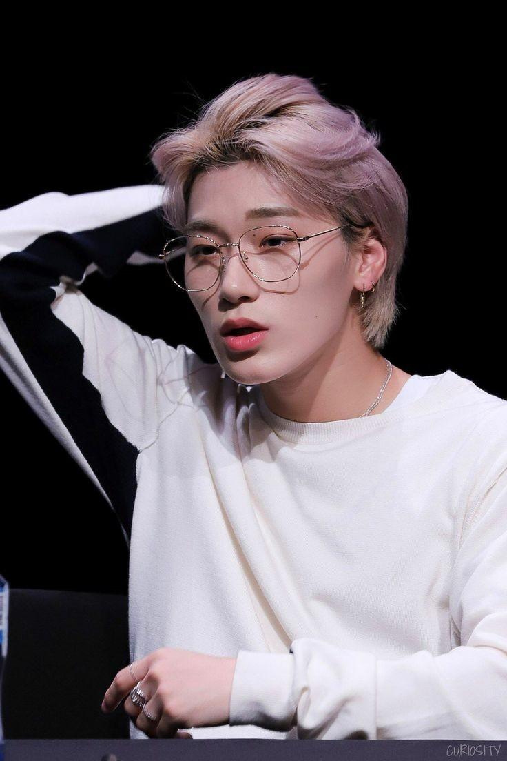 chaeryzhy's tweet photo. salken , g pinter kenalan
mutual ,rt aj
fambest , rep ato dm
uda gt aja sekian 

#roleplayerindonesia #rpw #rpkpop #rpindonesia https://t.co/rxqqwMvAq7
