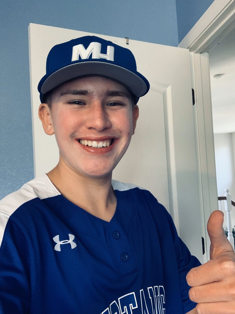 TuckerHudson6's tweet photo. #MHHSatHome #mhhsclass2022 #mustangfriday Thumbs up for spring break! https://t.co/uKCFOEaG9n