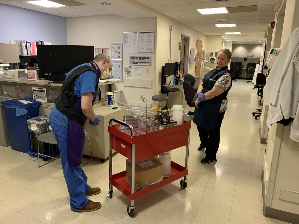 JZoberi's tweet image. The RO frontline:  Therapists, Physics, Physicians #workfromwork #brachy #microspheres @ImranZoberi⁩ ⁦@WashURadOnc ⁩