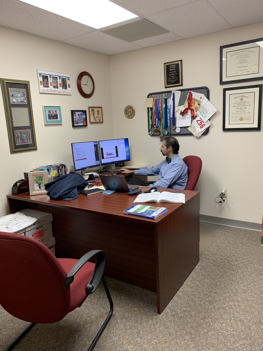 JZoberi's tweet image. The RO frontline:  Therapists, Physics, Physicians #workfromwork #brachy #microspheres @ImranZoberi⁩ ⁦@WashURadOnc ⁩