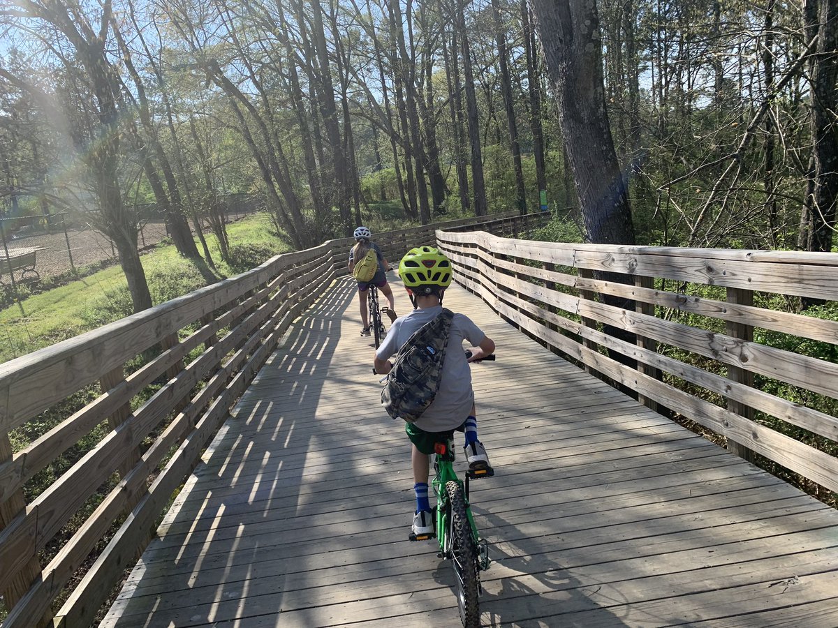 MrsTDeMeester's tweet photo. Walk/Ride to school day. We rode to see some nature for science today.  #GWalk2020 #TrittAtHome https://t.co/1tagtW6mL6