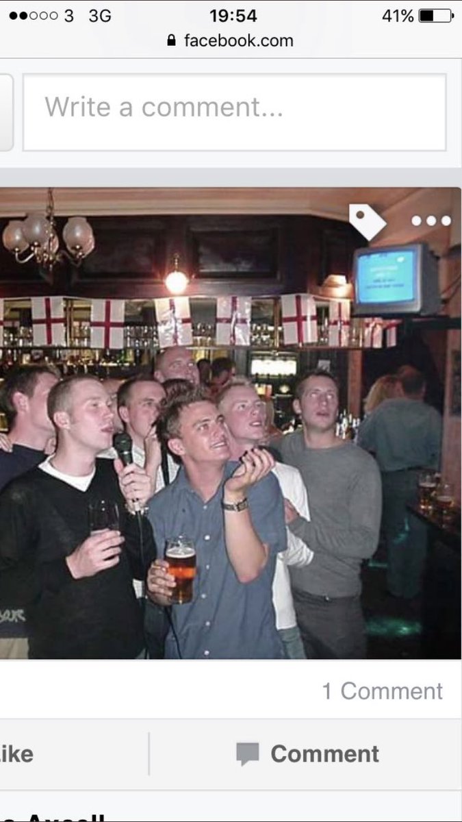 LouisAxcell's tweet image. @ColliverM @STUARTMCMILLAN3 @dunks1889 @mrbux9 just going through old photos #oldcrown #greatdays