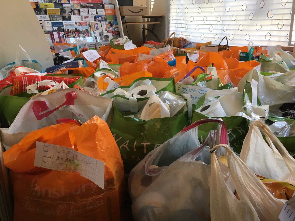 AgeUKWandsworth's tweet photo. What a week! Less than 10 days from the 1st delivery, we have now delivered over 300 food parcels and have over 400 isolated older people receiving telephone befriending from our army of volunteers. The numbers will only go up so please help us if you can. https://t.co/bZc3YKvpVX https://t.co/O8e1jZK9Qg