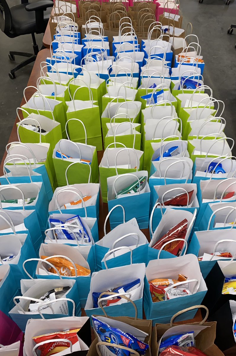 Kenya0165_'s tweet photo. Happy Success Sharing Weekend! Thank you team for the amazing work y’all do everyday😊 @JKP3535 @RettRasmusan @kenny_sims  @KarinyThomas2 @mlindsey1223  #Successsharing2020 https://t.co/q8bXh85PDZ