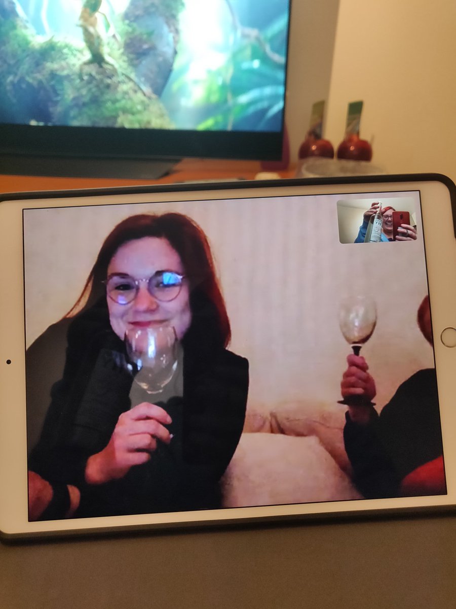 Unski13's tweet photo. @HenrikOslo @KAntinjuntti @jennikaven @superfeministen @maceochi I'm doing it right now https://t.co/Ox8NYUdqBC