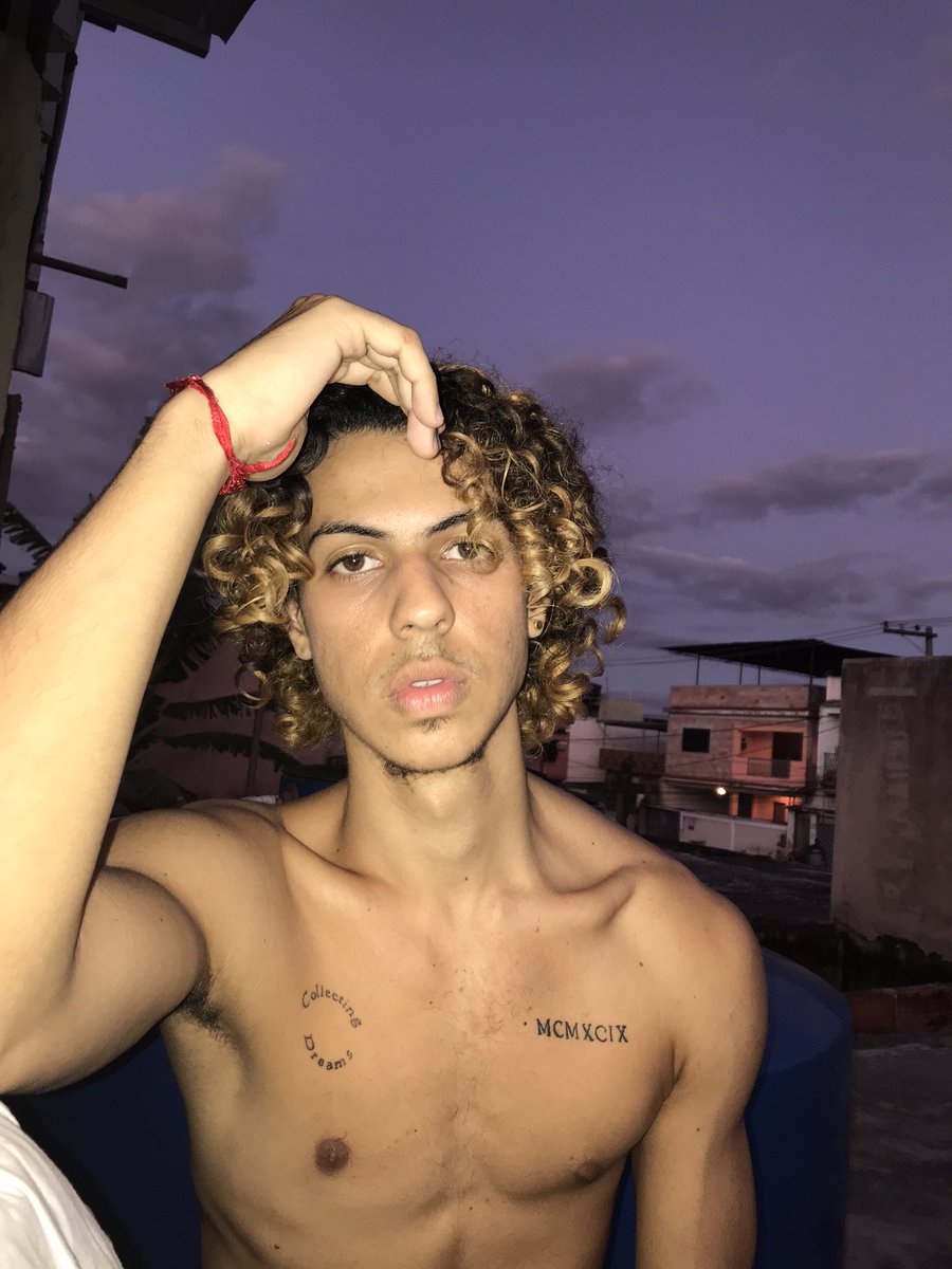 faabtrnd's tweet photo. que céu lindo kkk https://t.co/F0zp38Bm0Y