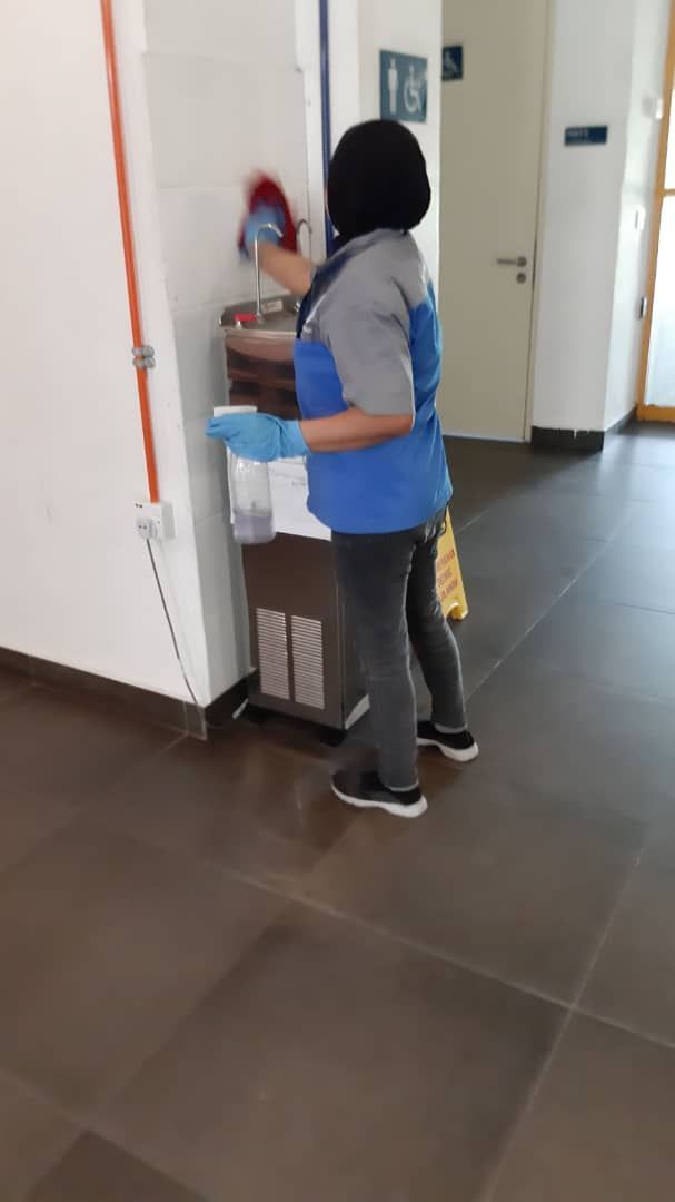 .<a href="/UoNMalaysia/">University of Nottingham Malaysia</a>'s Security and Cleaning colleagues are part of our essential team who are still working on campus, despite the Restricted Movement order. We are very grateful to them. Thank you.