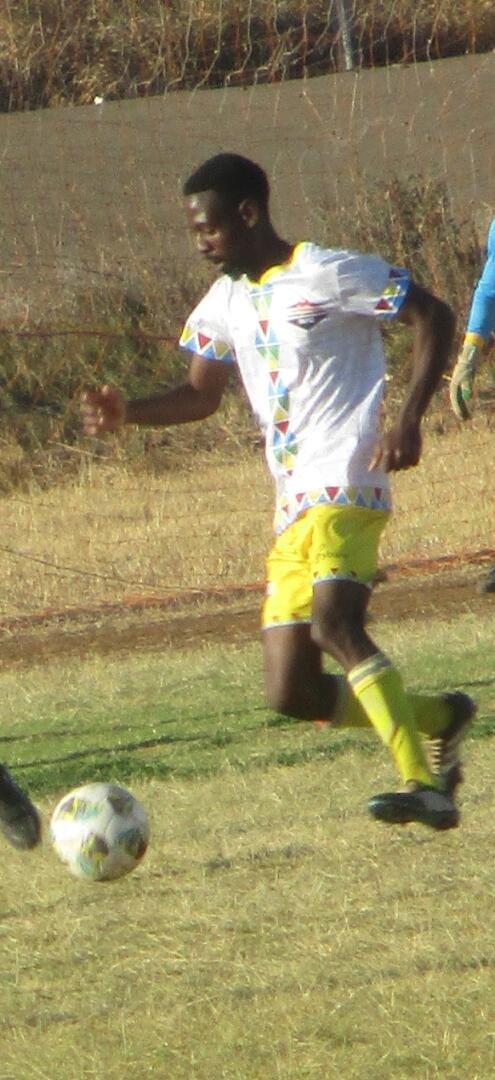 MatabelFootball's tweet photo. As we wait to officially welcome the New 2020/2021 kit we take time to bid farewell to the 2019 Edition which was provided by @LeyburnSports. 2020/2021 kit is sponsored by @pangolinsport! 2019 Action Mgcini Moyo/Khulekani Maziwa/Thomas Nkomo! #farewell #kit2019! https://t.co/OpqI909sEs
