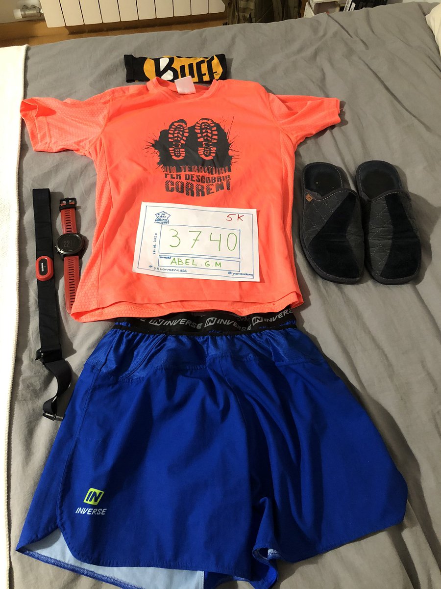 abelgama77's tweet photo. Tot preparat per demà pel gran repte #yocorroencasa #yomecorono Estrenem nou calçat, el #HouseLab , adaptat al terreny que toca demà! 🤣🤣 🏃🏾🏃🏾🏘🏘🏃🏾🏃🏾 https://t.co/WGIMRy2B7n