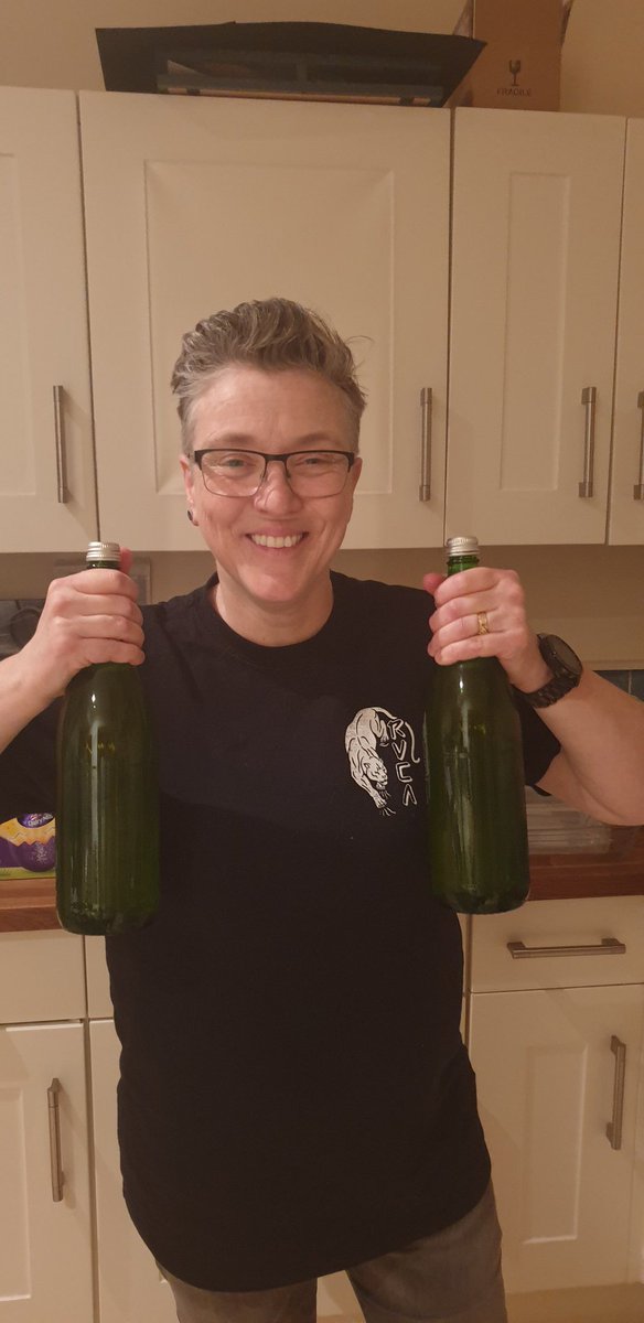 Thank you <a href="/bottlegrovebeer/">Bottle Grove</a>  for my home delivery! Made my weekend #nhsapplause #IsolationLife #havefuninisolation