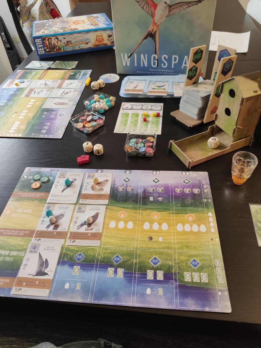 joemorales's tweet photo. A minha mulher adora este. Suporte para cartas feito por mim nesta quarentena
#wingspan #boardgamegeek #bgg #gamenight #hobby #elizabethhargrave #temjogo #jogodetabuleiro @elizhargrave #quarentena https://t.co/lJv8pXwbw2