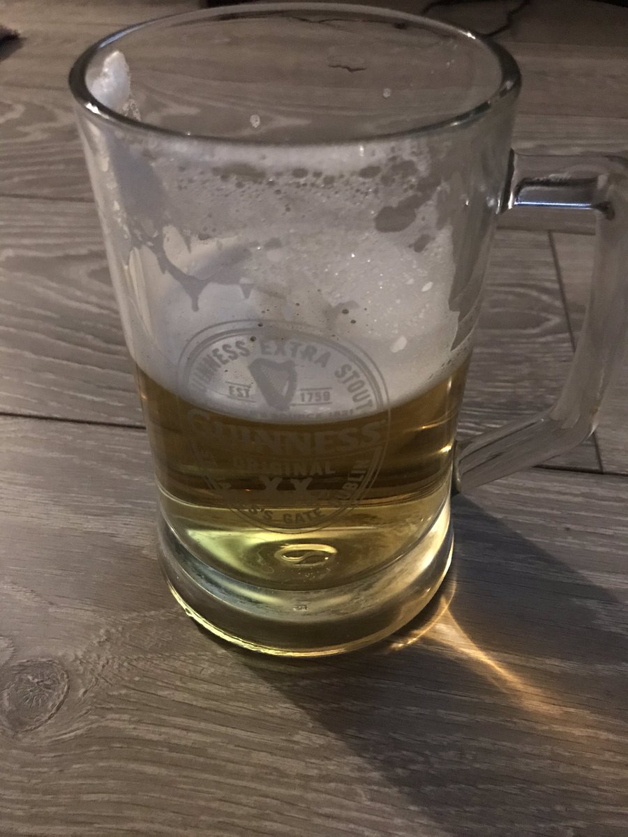 aaronpaul90's tweet photo. Nice tribute tonight. #Cheers4Seb https://t.co/YTsD59oH31