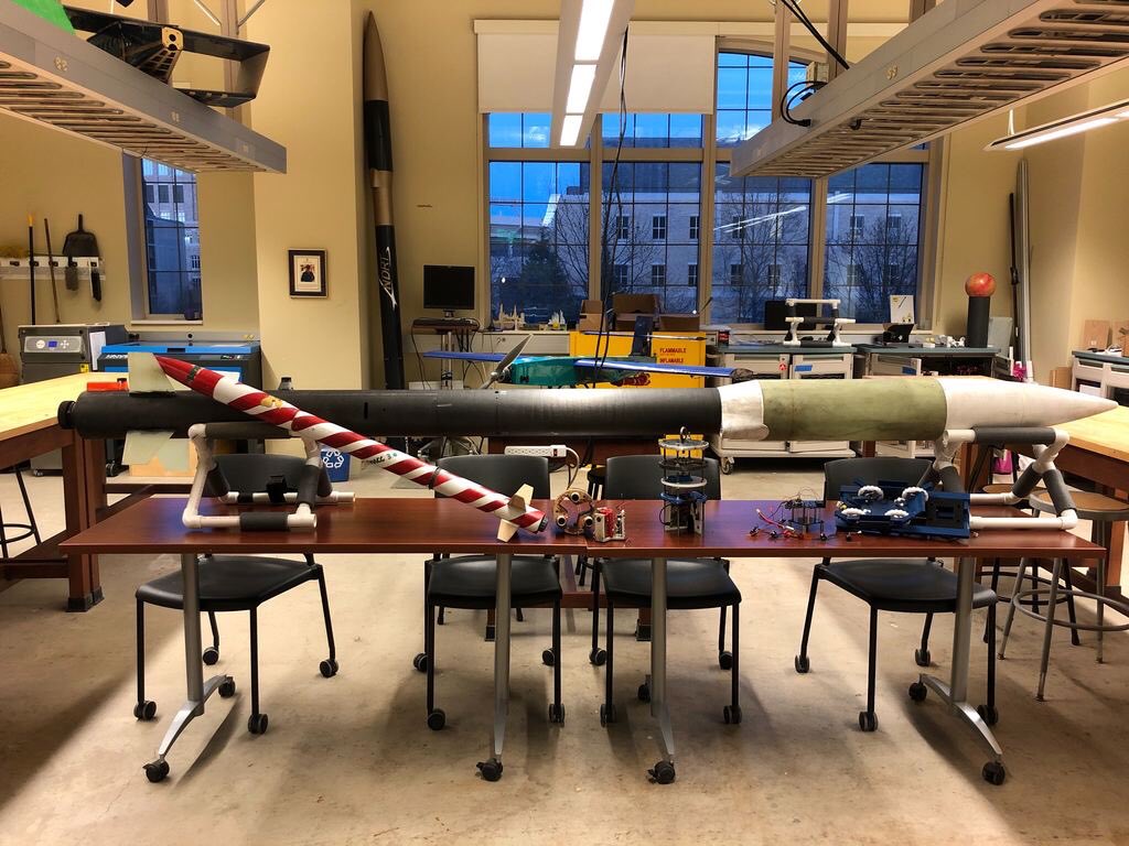NDRocketry's tweet photo. @FightingIrish Our workshop, of course!! https://t.co/9ANofUk9jt