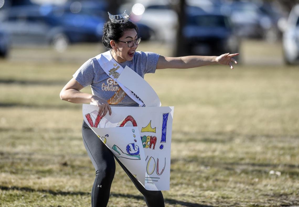 sddoe's tweet photo. SD educators, please take time for yourselves and families this weekend. We end the week with this pic of a Mitchell teacher (daughter of a DOE employee) from the recent Gertie Belle Rogers Elementary teacher parade. Her students love her Miss State Fair crown! #SDKeepsLearning https://t.co/mrTcg6kUT8