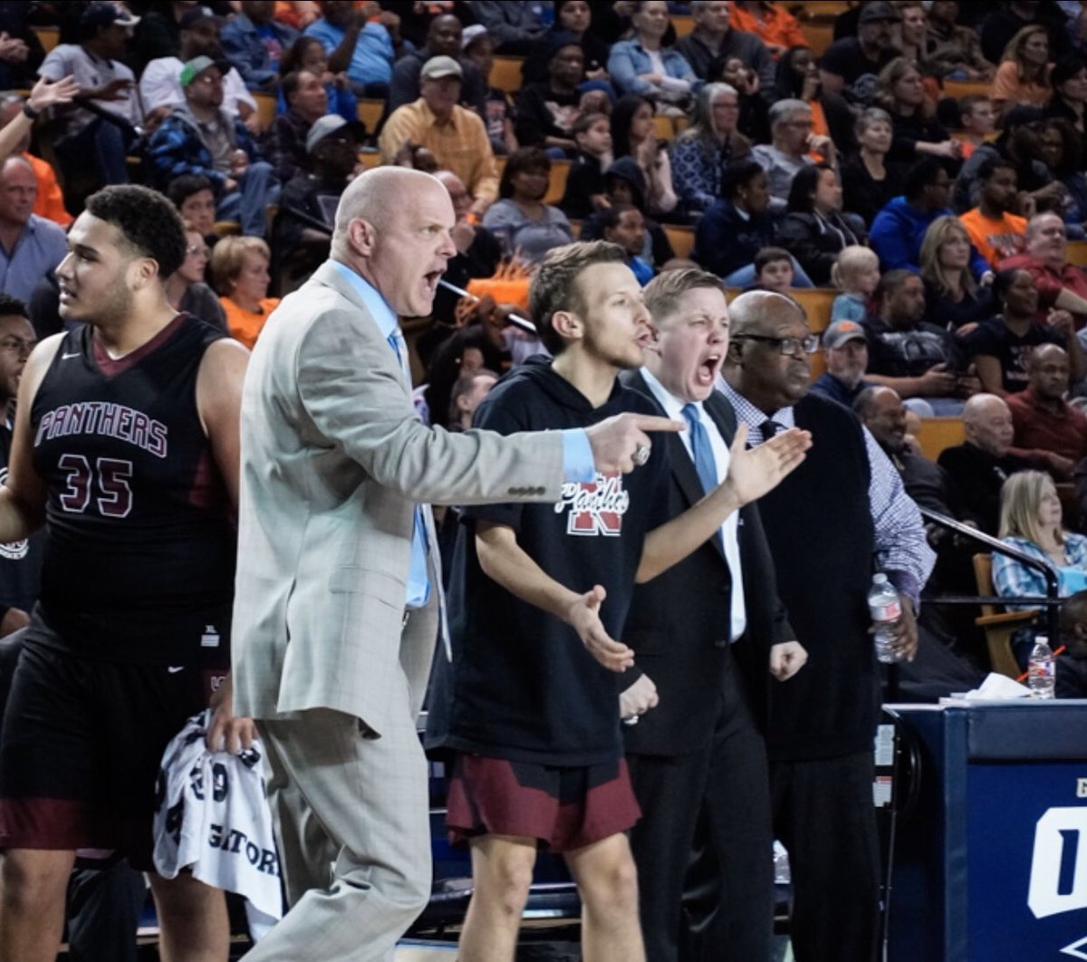 CoachEibel's tweet photo. Challenge accepted! 

New challenge alert! Once you are nominated you have 24 hours to respond or you donate $20 to a local charity.
You then nominate 4 coaches. You have to post a picture of you coaching.@coachj2023 @coach_Jeezy @_CoachJD @lawtonking33 https://t.co/K1KzYT1Mzk