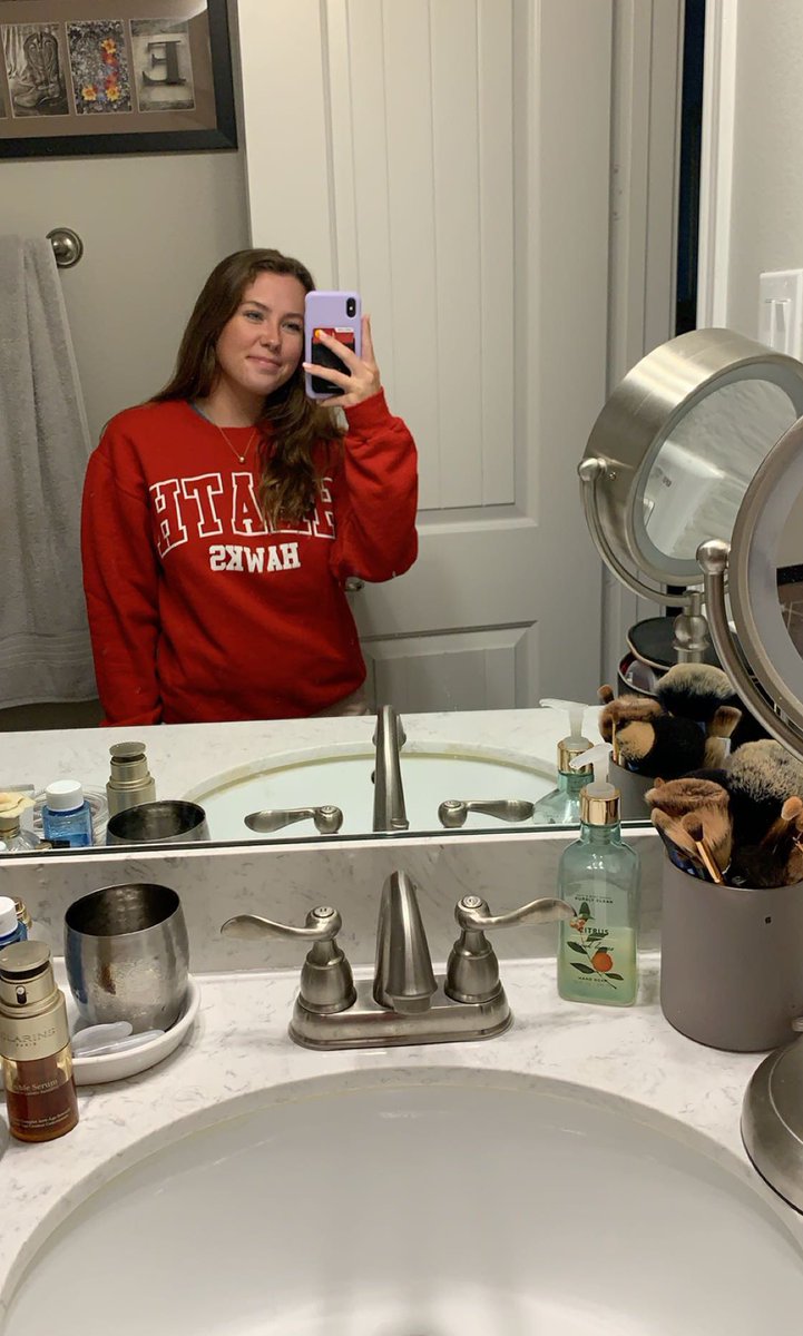 hawk pride even at home ❤️ #hawksWTD20 <a href="/STUCOHeath/">Heath StuCo</a>