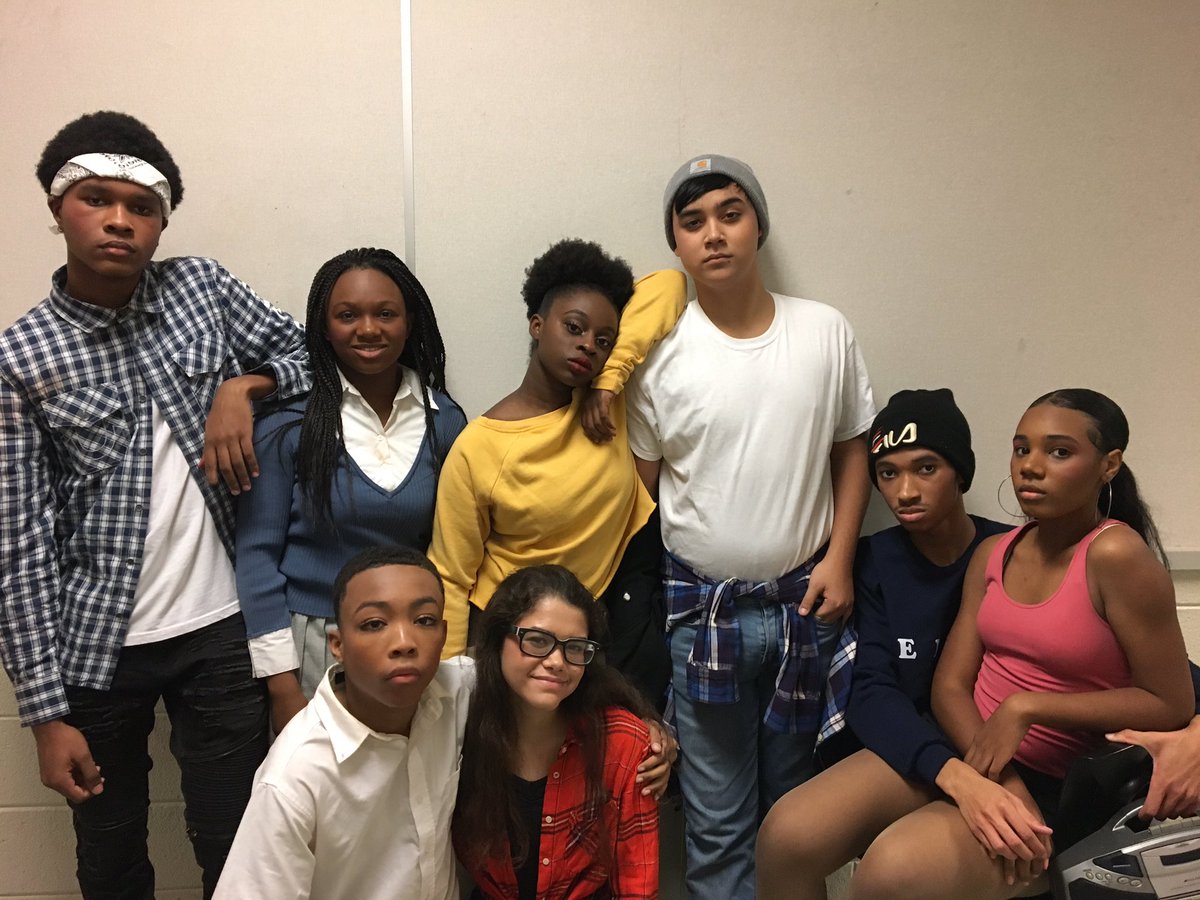 Happy World Theater Day!!!🎭 Even though this year didn’t go as planned. Let’s be glad we got to share the magic of theater and make fun memories together!
