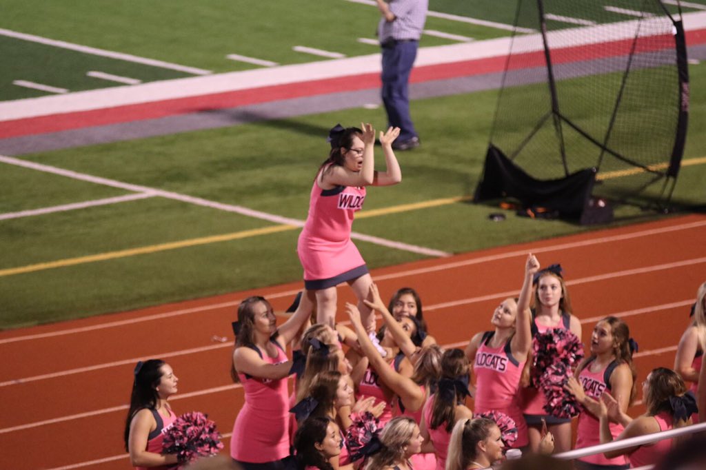SplendoraCheer's tweet photo. @shsclass20212 @Tatigamm missing everyone🥰🥰 https://t.co/EaPbPJZ7S2