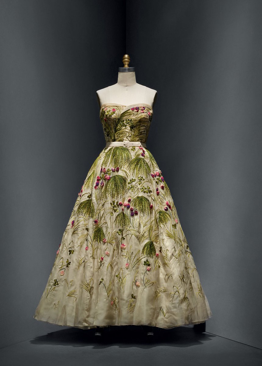 kateStrasdin's tweet photo. And breathe. The #May blossom is blooming in the hedges reminding me of @Dior’s #1950s ‘May’ dress, a masterclass in couture embroidery, studded with pink clover. Take good care all and be kind to yourselves this weekend....@metmuseum #fashionhistory https://t.co/LuVc28nQtZ