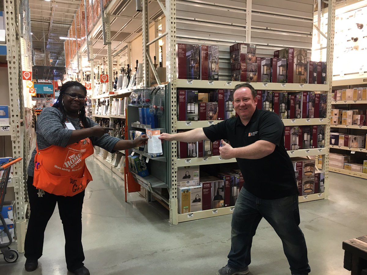 ReemRan (@reemran3) on Twitter photo Juanita recognizing George for helping out and taking care of our people and being AMAZING by maintaining social distances @SallyGansior <a href="/JuanitaQ1/">Juanita Q.</a> @XKerrigan <a href="/BarryStevenson6/">Barry Stevenson</a> <a href="/GSimenton/">George Simenton</a> Juanita recognizing George for helping out and taking care of our people and being AMAZING by maintaining social distances @SallyGansior <a href="/JuanitaQ1/">Juanita Q.</a> @XKerrigan <a href="/BarryStevenson6/">Barry Stevenson</a> <a href="/GSimenton/">George Simenton</a>