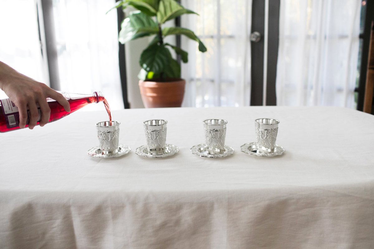 ChosenPeopleUSA's tweet photo. There are four cups in the Passover seder—and each cup points to our Messiah! 🍷🍷🍷🍷https://t.co/AjCOwzBoWs
#ChosenPeople #Passover #Pesach #fourcups #Messiah #Yeshua #Jesus #seder https://t.co/mDxwaKbf3l