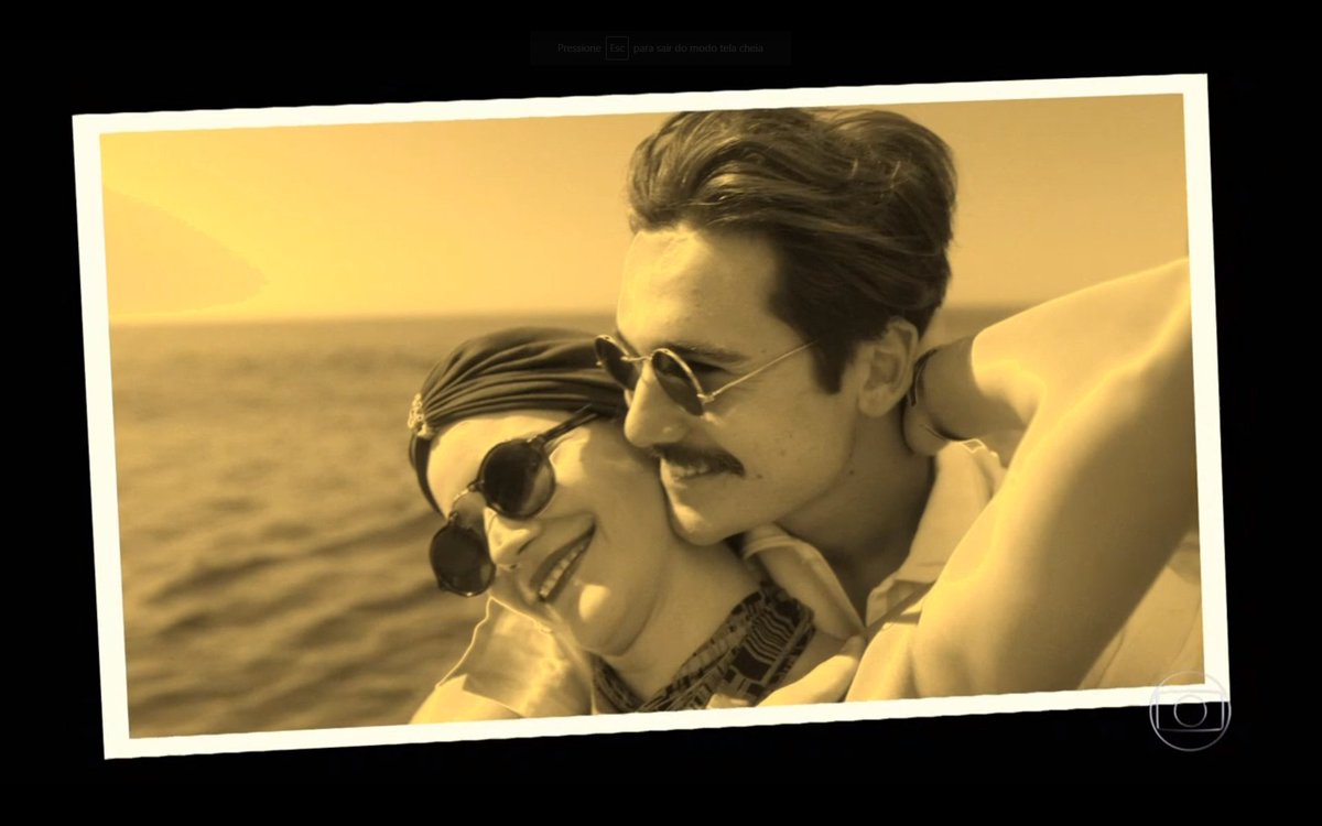 ZAMENZA's tweet photo. Um dos finais mais lindos e perfeitos da teledramaturgia. Quem perdeu esse remake precioso não sabe a bobagem que fez. Que novela linda, triste, melancólica e profunda. Que último capítulo primoroso. Que desfechos bem pensados. Que produção de primeira. Que saudade. #EramosSeis https://t.co/Qmxqn6xdin