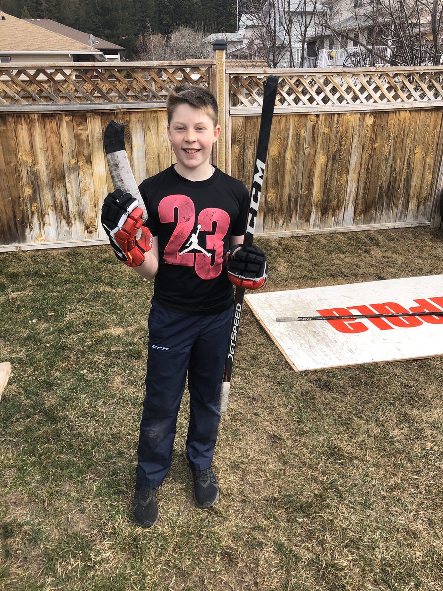 Richard60849260's tweet photo. 267 today. Oh and Dad I need a new stick. @08Battle https://t.co/s9mLFeh2bc